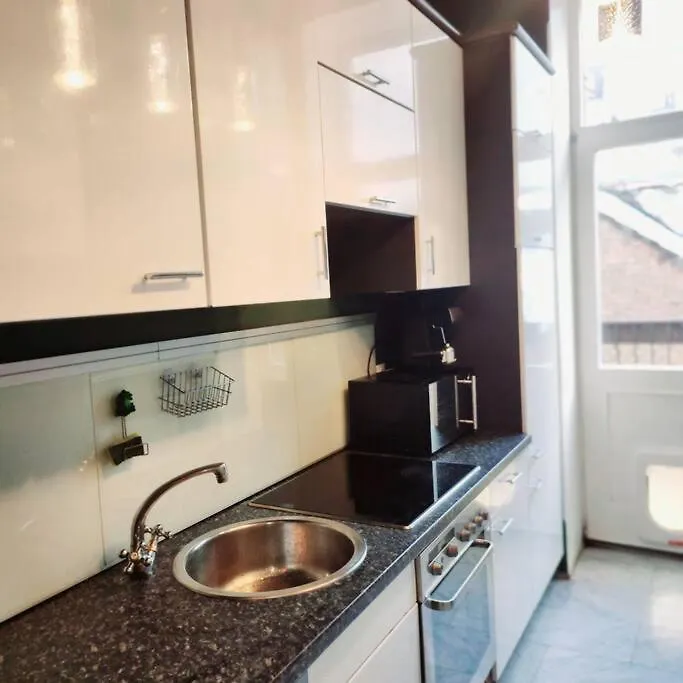 Apartment Urban Chic Retreat! Stadtapartment, Zentrale Lage Vienna Austria